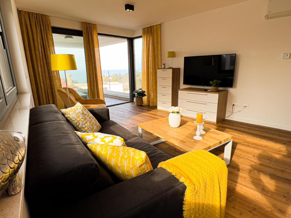 Villa Mirno More Apartments Malinska Eksteriør billede